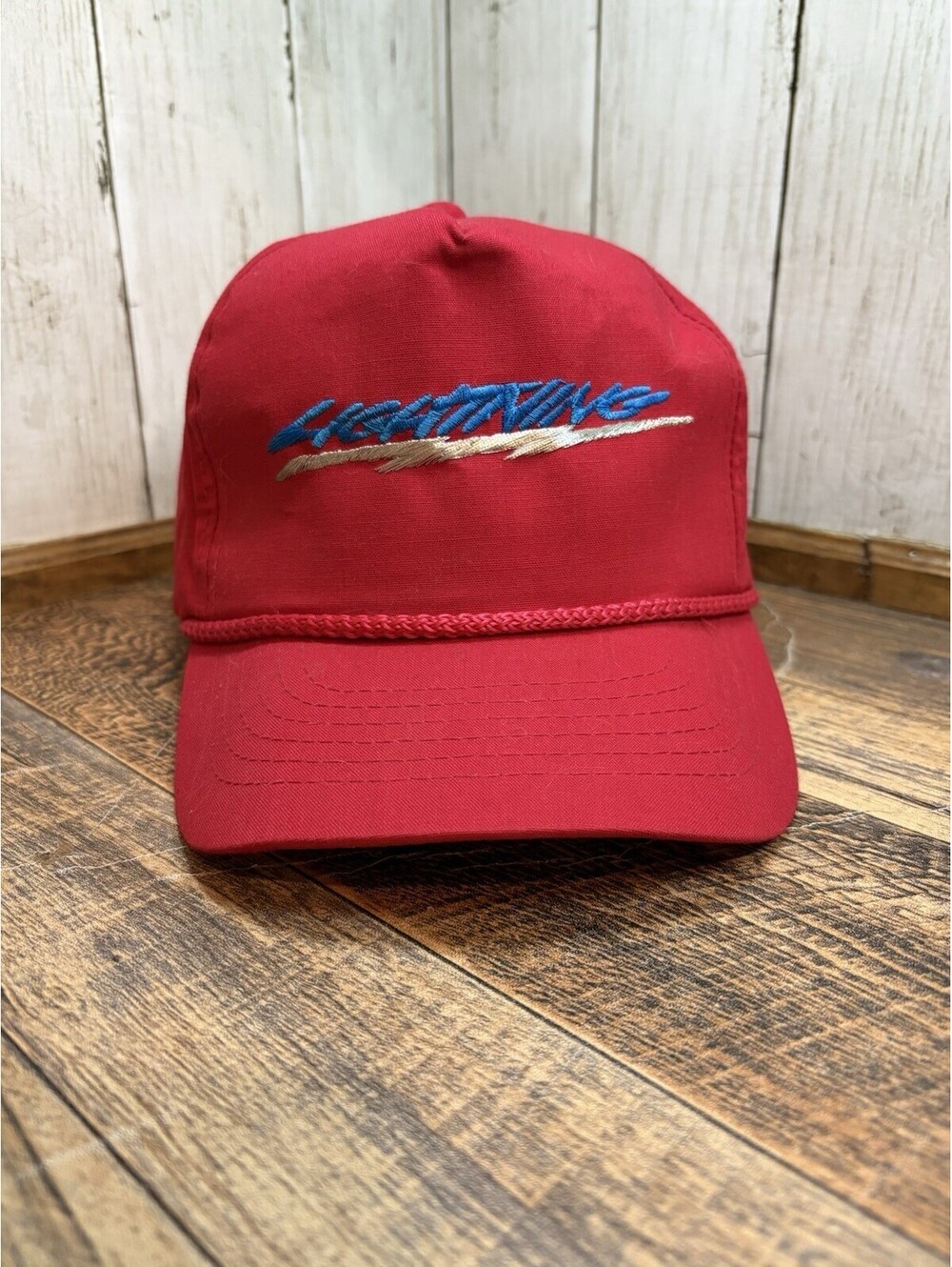 Vintage Lightning Embroidered Youngan Trucker Hat Cap Snapback Red Rope
